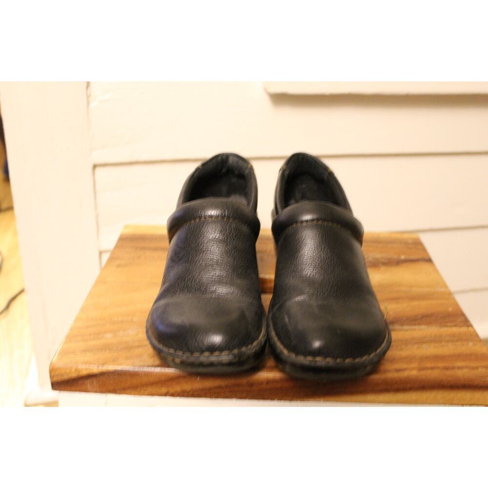 Women's Born BOC Peggy Black Leather Clogs Size 8.5 Mule - Picture 1 of 8